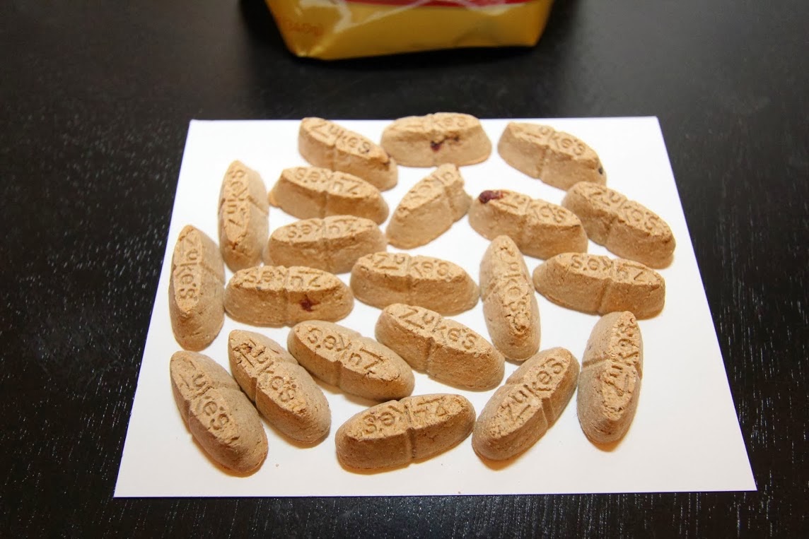 Ruckus the Eskie Giveaway Zuke's Skinny Bakes (ends 1/13/14) ZukesPets